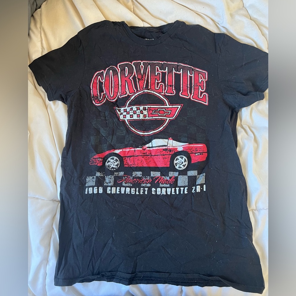 vintage red corvette chemistry tee